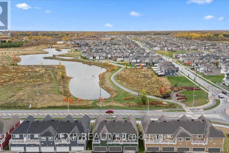 29026864/6347-perth-street/btwn-franktown-rd-fallowfield-rd/ottawa/ontario/K0A2Z0_34