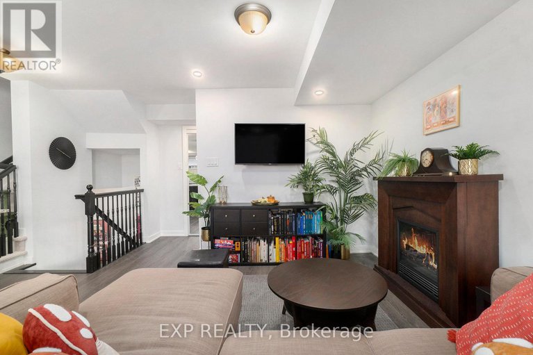 28977055/770-mikinak-road/cfb-rockcliffe-and-area/ottawa/ontario/K1K5A5_8