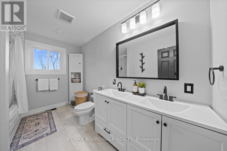 29209804/2462-dunning-road/cumberland-west/ottawa/ontario/K0A3E0_21