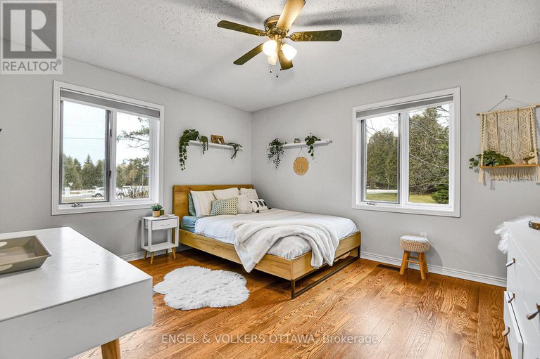 29126982/102-delaney-drive/huntley-ward-south-west/ottawa/ontario/K0A1L0_18