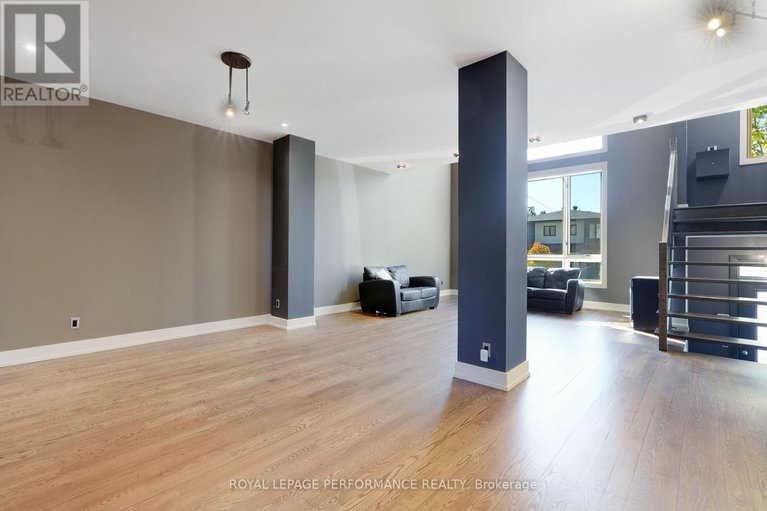 29119540/805-kingsmere-avenue/mckellar-heightsglabar-park/ottawa/ontario/K2A3J8_12