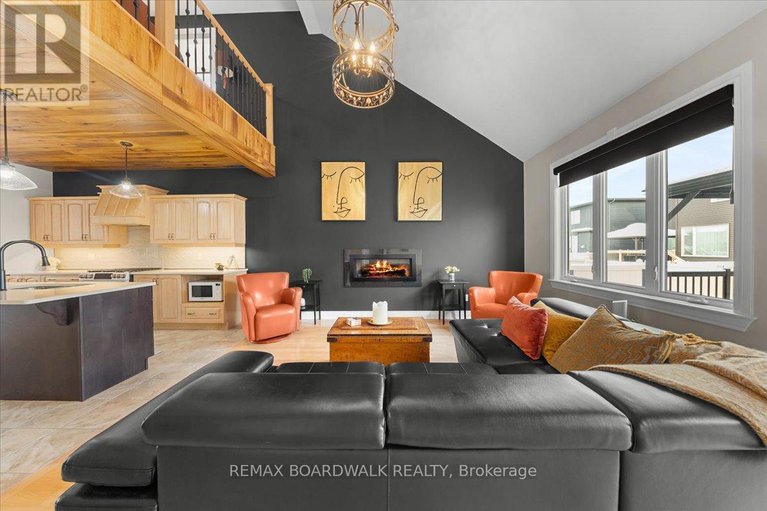 29297524/813-platinum-street/clarencerockland-twp/clarence-rockland/ontario/K4K0J2_15