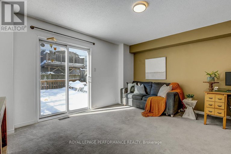 29329545/95-manhattan-crescent/central-park/ottawa/ontario/K2C4B7_34