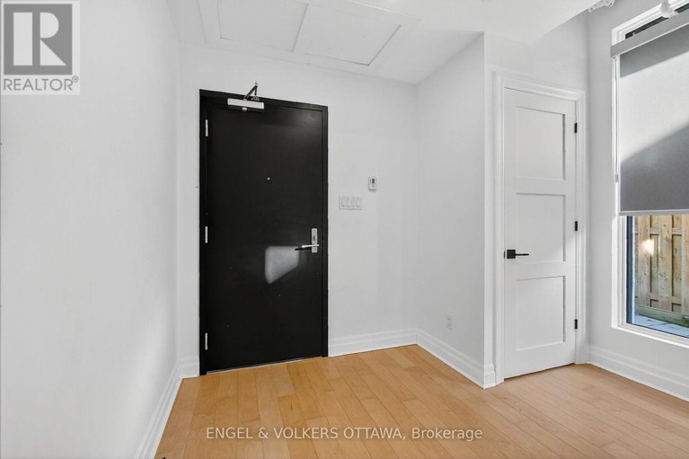 29124980/105-101-pinhey-street/hintonburg/ottawa/ontario/K1Y1T7_8