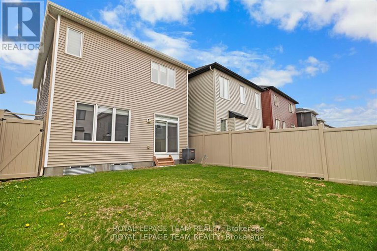 28395434/906-nokomis-place/half-moon-bay/ottawa/ontario/K2J6T2_32