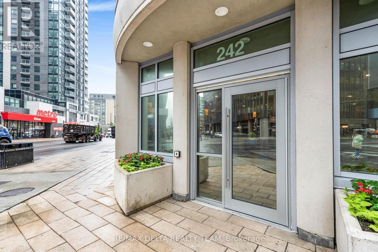 28453209/403-242-rideau-street/sandy-hill/ottawa/ontario/K1N0B7_2