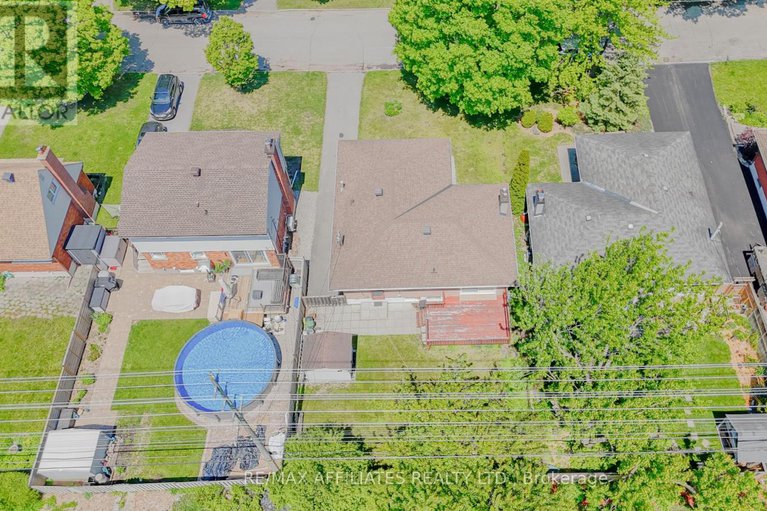 28513866/536-browning-avenue/riverview-park/ottawa/ontario/K1G0T4_39