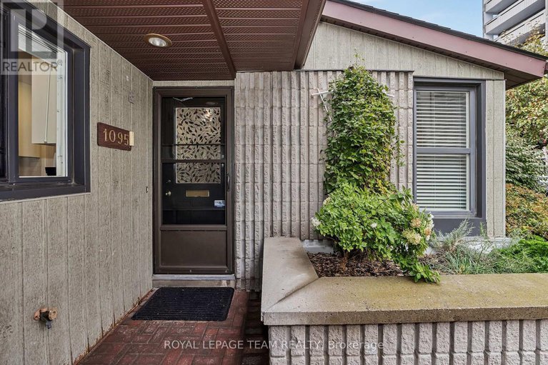 28918766/1095-ambleside-drive/woodroffe/ottawa/ontario/K2B8E2_3