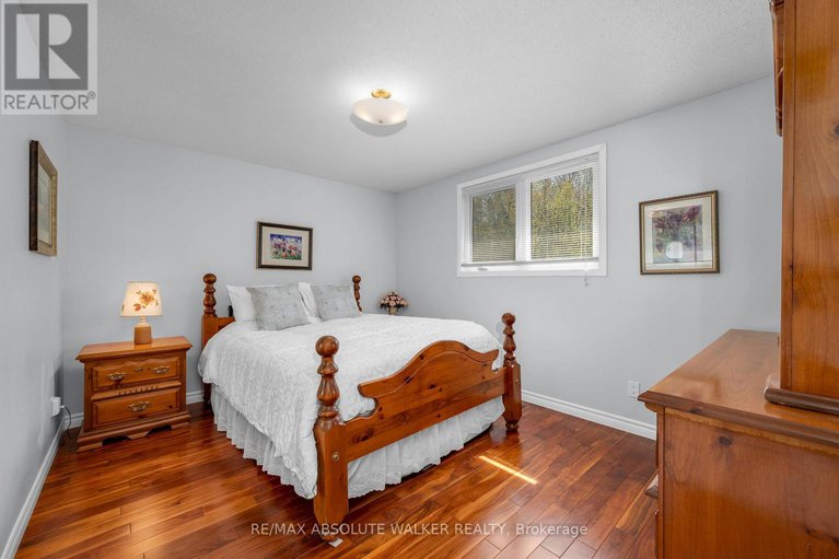 28341940/1901-montereau-avenue/chapel-hill/ottawa/ontario/K1C5W9_22