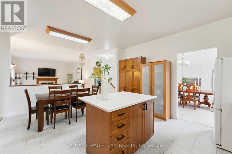 28392923/39-vermont-avenue/barrhaven-east/ottawa/ontario/K2G6M2_17