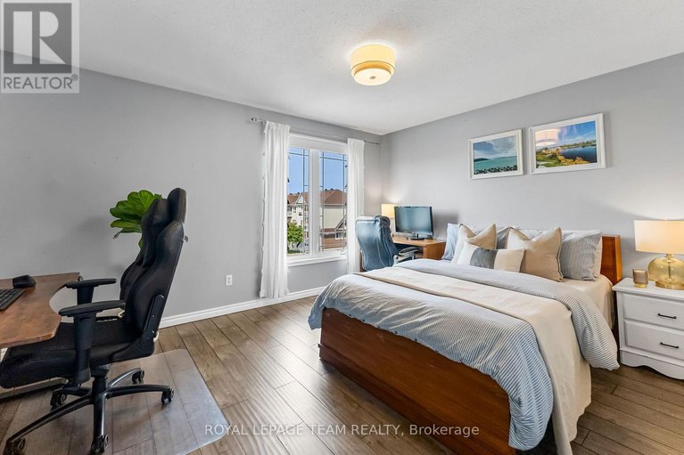 28888816/368-crownridge-drive/emerald-meadowstrailwest/ottawa/ontario/K2M3A4_27