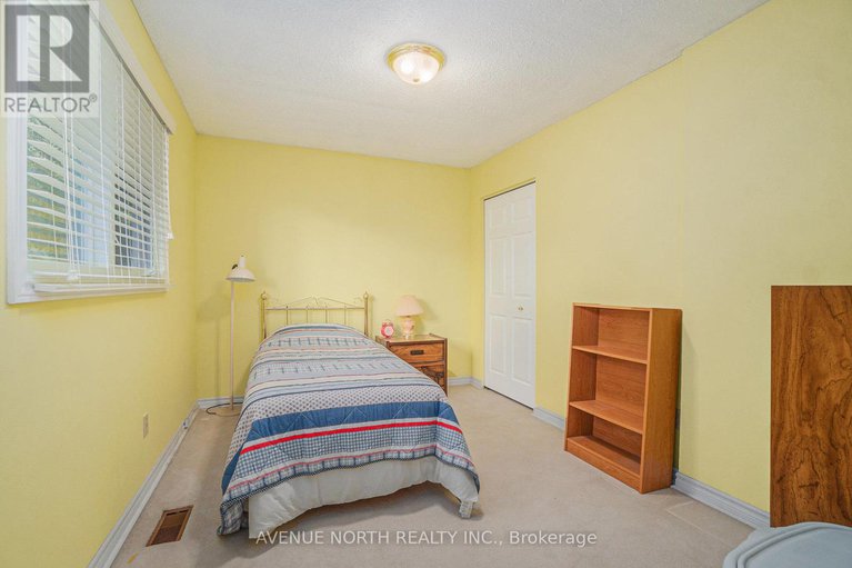 28825111/235-lincoln-heights-road/lincoln-heights/ottawa/ontario/K2B5L7_22