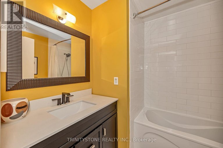 29630932/57-811-connaught-avenue/queensway-terrace-north/ottawa/ontario/K2B8K3_29