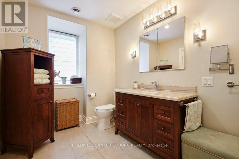 29067774/35-lakeshore-drive/morrisburg/south-dundas/ontario/K0C1X0_37