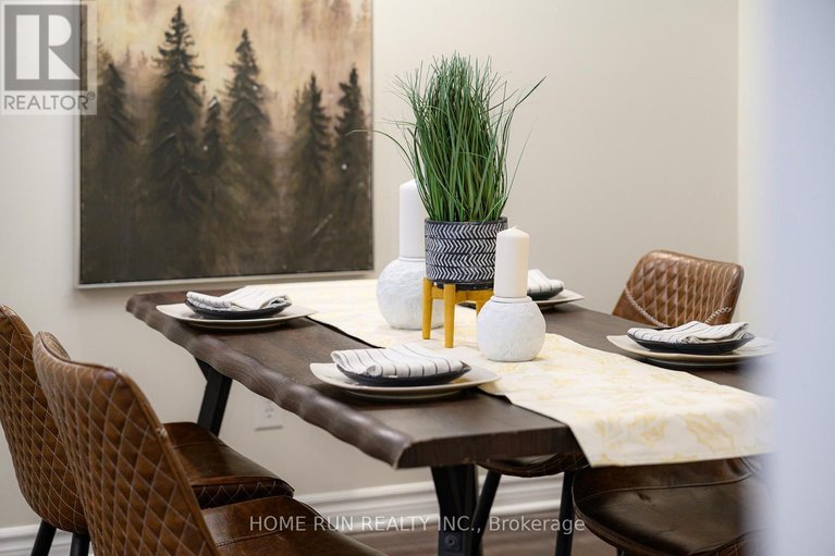 29593608/284-par-la-ville-circle/stittsville-north/ottawa/ontario/K2S0M4_31