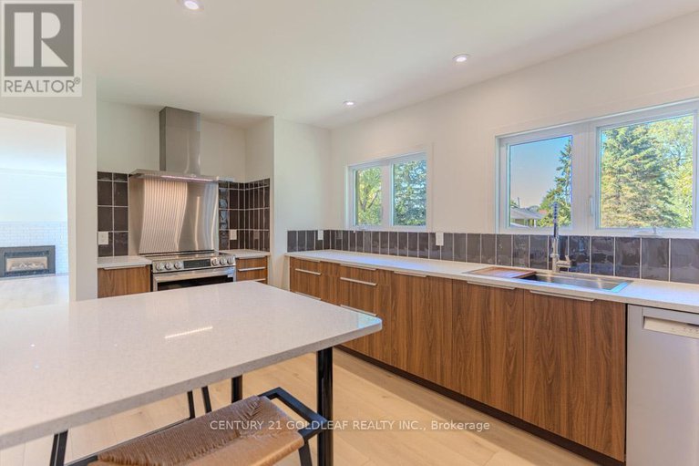 29088434/29-crownhill-street/beacon-hill-south/ottawa/ontario/K1J7K3_17