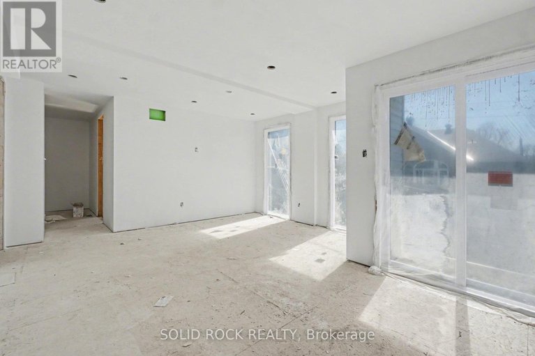 29669967/830-alpine-avenue/queensway-terrace-north/ottawa/ontario/K2B5R6_19