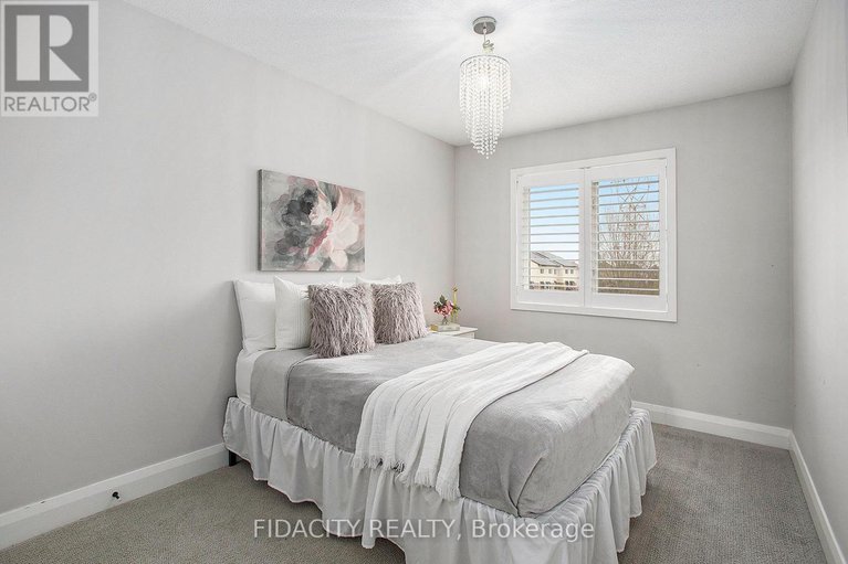 28286993/670-whitecliffs-avenue/riverside-south/ottawa/ontario/K1V2N4_23