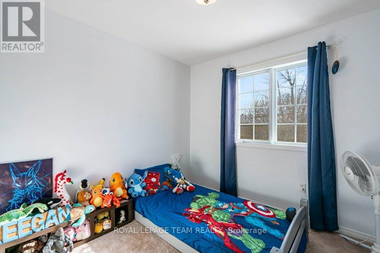 29275894/537-victoria-street/winchester/north-dundas/ontario/K0C2K0_20