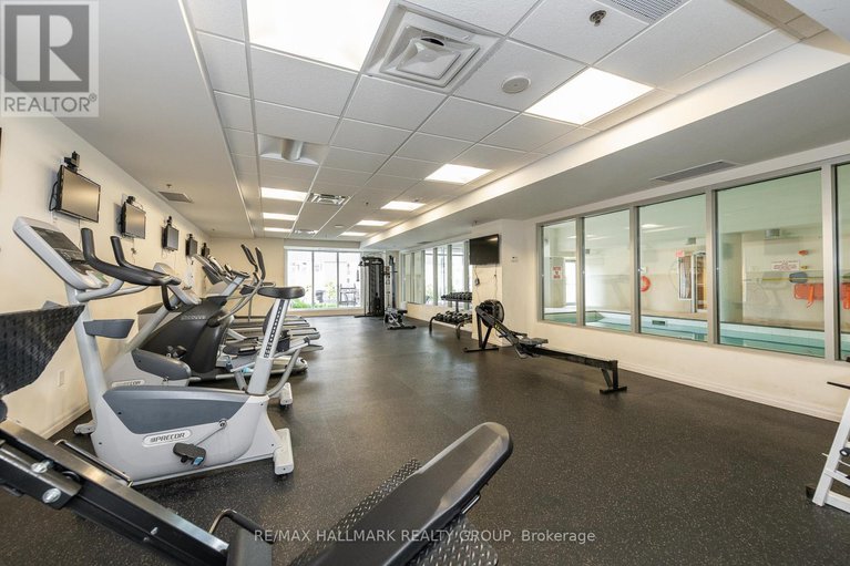 28537362/ph1-2702-242-rideau-street/sandy-hill/ottawa/ontario/K1N0B7_43