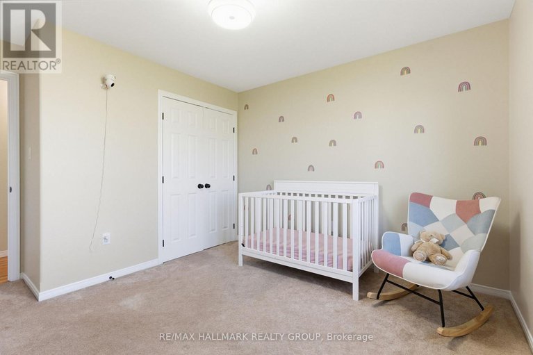 29042436/54-christie-lane/winchester/north-dundas/ontario/K0C2K0_23