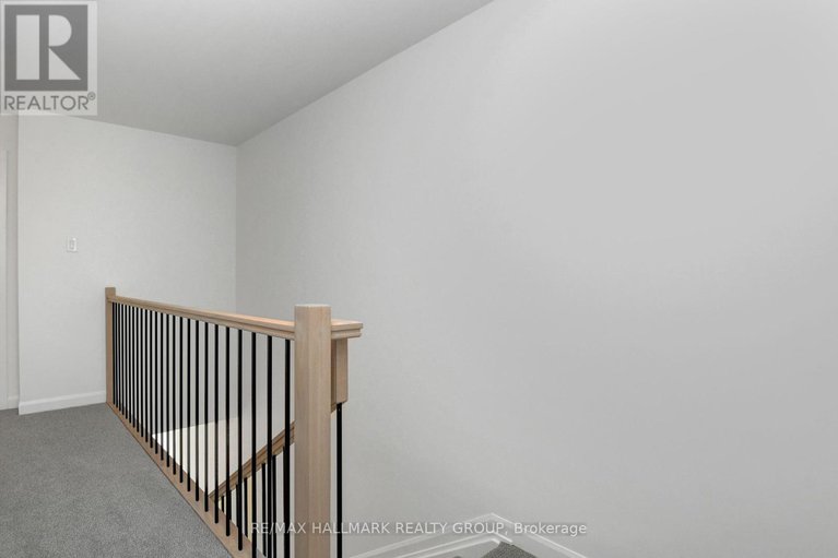 28373166/325-shale-street/clarencerockland-twp/clarence-rockland/ontario/K4K1P6_15