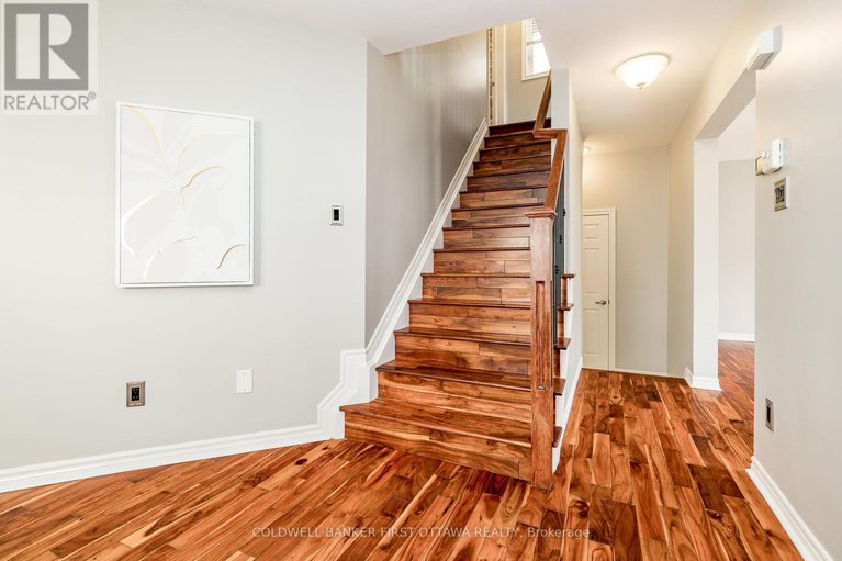 28387393/738-tramontana-place/stittsville-north/ottawa/ontario/K2S0E7_24