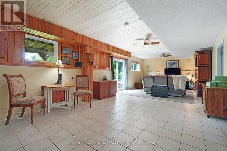 28430481/184-old-pakenham-road/fitzroy/ottawa/ontario/K0A1X0_31