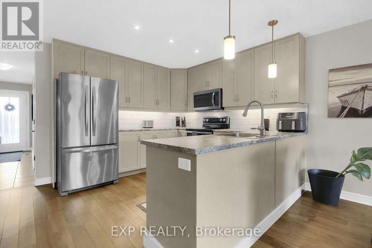 29685319/374-honeyborne-street/mississippi-mills-ramsay-twp/mississippi-mills/ontario/K0A1A0_6