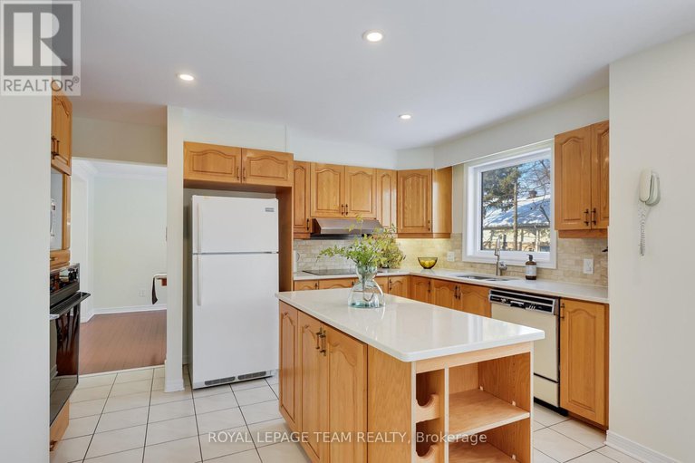 29381767/8-saddlebrook-street/centrepointe/ottawa/ontario/K2G5N6_20