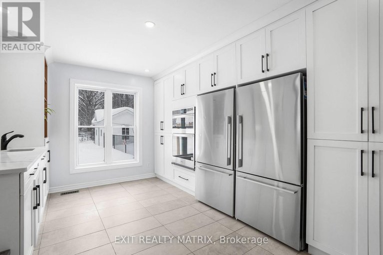 29302763/1322-du-gouverneur-drive/cumberland-ridge/ottawa/ontario/K4C1E2_9