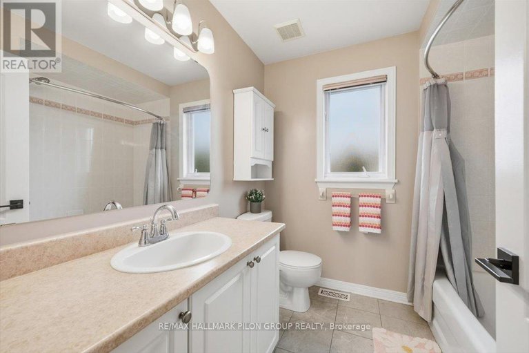 28971339/4434-rainforest-drive/riverside-southgloucester-glen/ottawa/ontario/K1V1L6_21