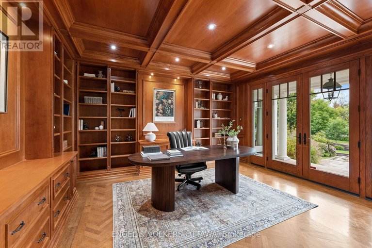 29571244/6029-rideau-valley-drive-n/manotick-south-to-roger-stevens/ottawa/ontario/K4M1B3_16