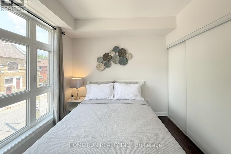 28463017/323-429-kent-street/ottawa-centre/ottawa/ontario/K2P1B5_26