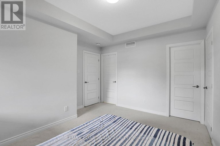 29563577/306-pilot-private/emerald-meadowstrailwest/ottawa/ontario/K2V0S4_22