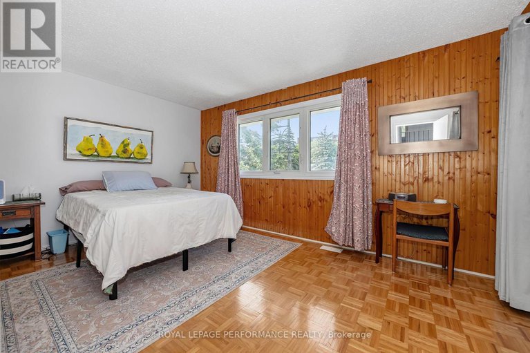 29049192/302-salter-crescent/beaverbrook/ottawa/ontario/K2K1Z3_24