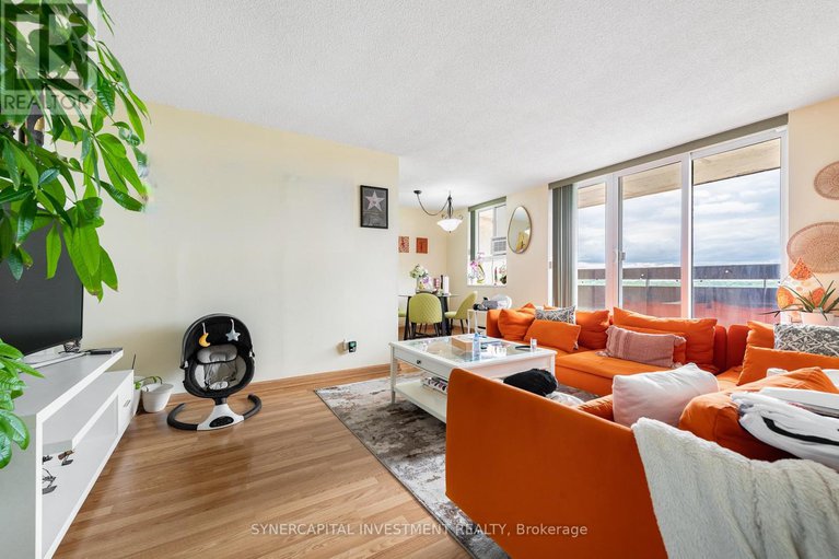 28752551/1202-2000-jasmine-crescent/beacon-hill-south/ottawa/ontario/K1J8K4_6
