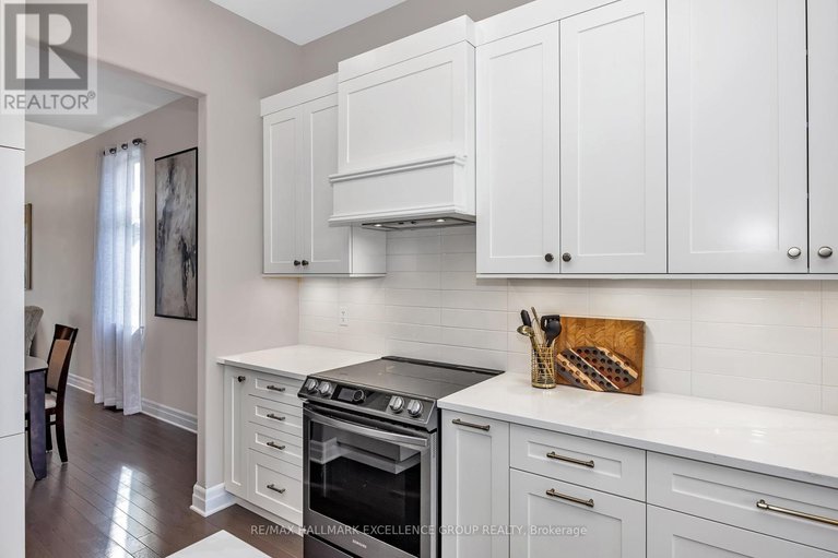 28413784/668-cobalt-street/clarencerockland-twp/clarence-rockland/ontario/K4K0L8_11