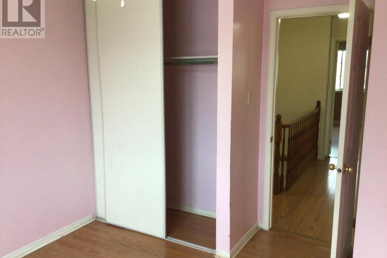 29119256/1586-duplante-avenue/fallingbrookpineridge/ottawa/ontario/K4A4A1_18