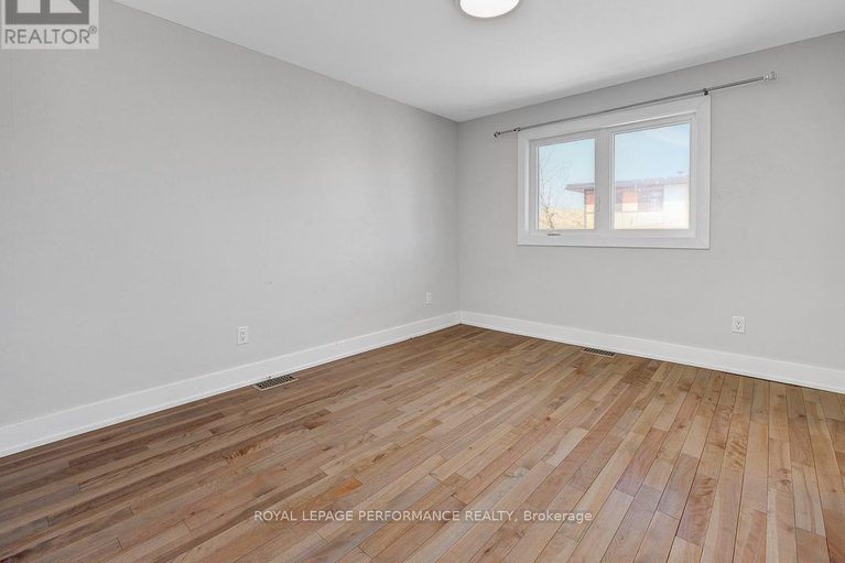 28800613/68-prince-albert-street/overbrookcastle-heights/ottawa/ontario/K1K2A1_19