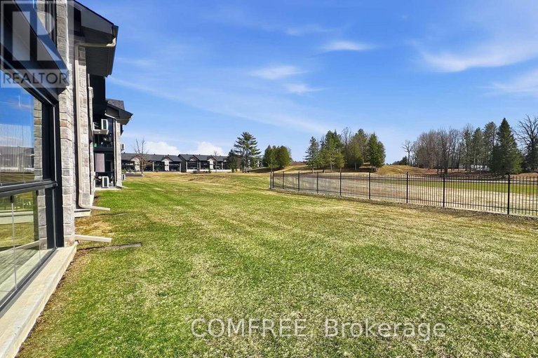 29674700/121-292-masters-lane/town-of-rockland/clarence-rockland/ontario/K4K0K5_15