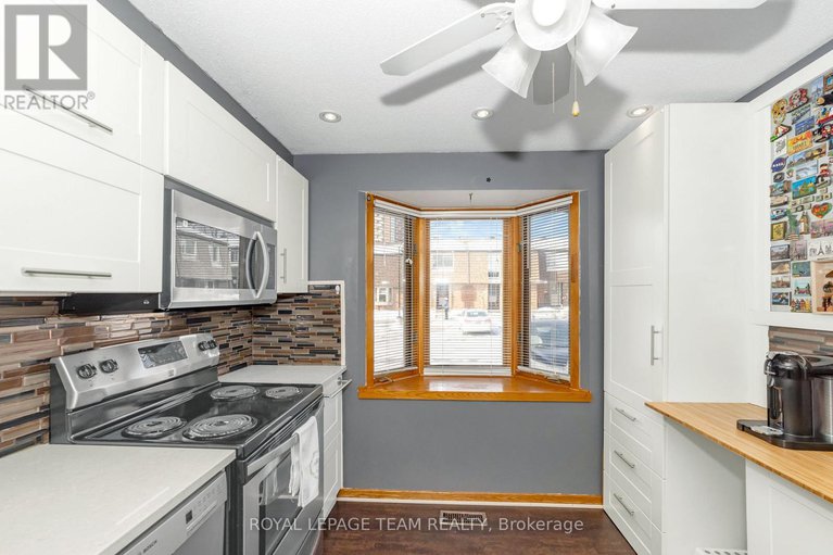 28251977/b-909-elmsmere-road/beacon-hill-south/ottawa/ontario/K1J8G4_4