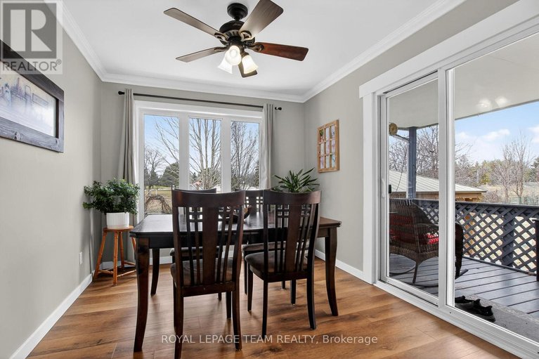 29556063/44-ballantrae-way/glencairnhazeldean/ottawa/ontario/K2L1N5_11