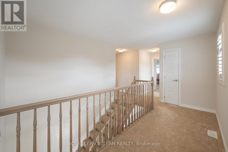 28565820/741-derreen-avenue/stittsville-north/ottawa/ontario/K2S2Y9_27