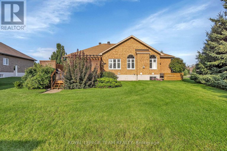 27979438/1426-spartan-grove-street/greely/ottawa/ontario/K4P1R6_32