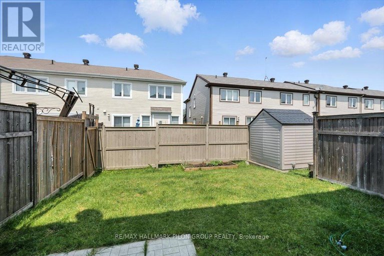 28557149/129-sunshine-crescent/notting-hillsummerside/ottawa/ontario/K4A0V3_19