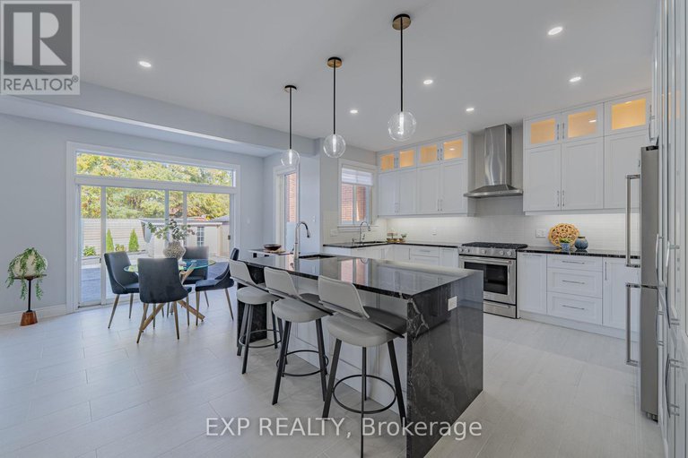 29038372/15-wellsmere-court/rideau-heightsrideau-river/ottawa/ontario/K2E8C2_15