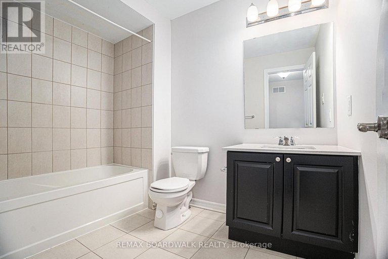 29629041/628-monardia-way/avalon-west/ottawa/ontario/K4A1C8_15