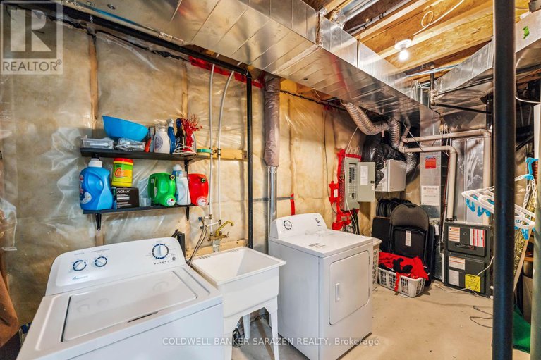 27935362/3347-woodroffe-avenue/strandherd/ottawa/ontario/K2G4P4_34