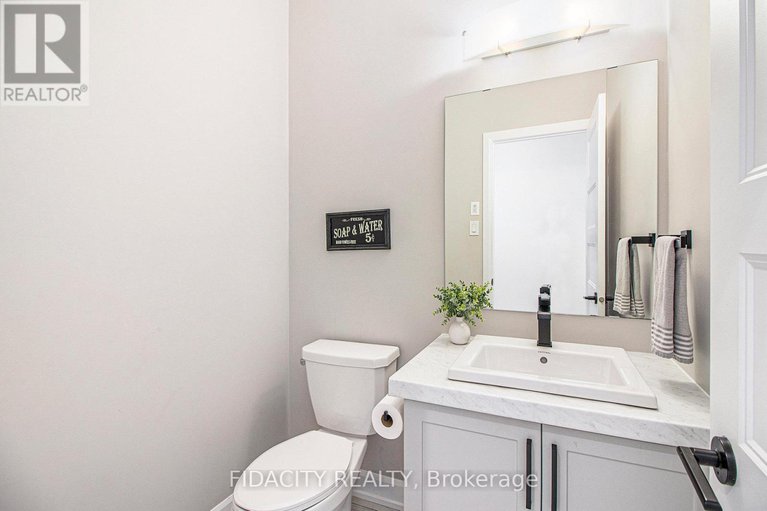 29112456/649-misty-street/village-of-russell/russell/ontario/K4R0E7_18